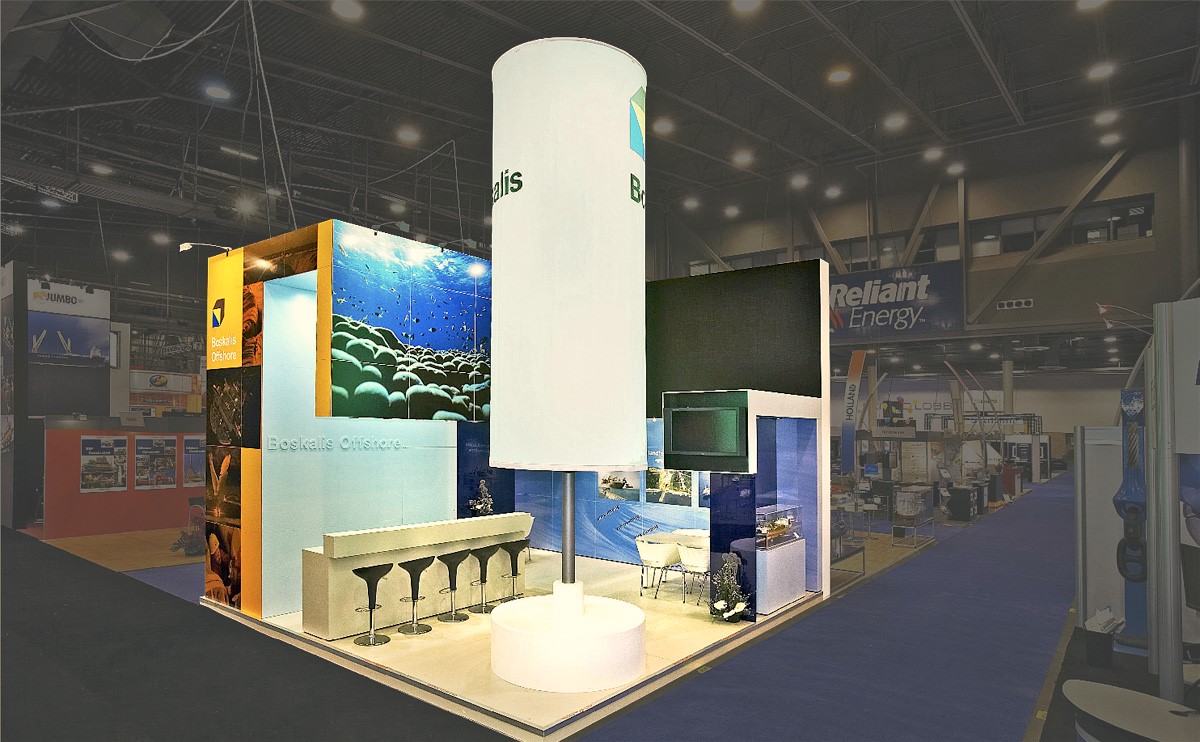 Boskalis exhibition stand with tall illuminated column